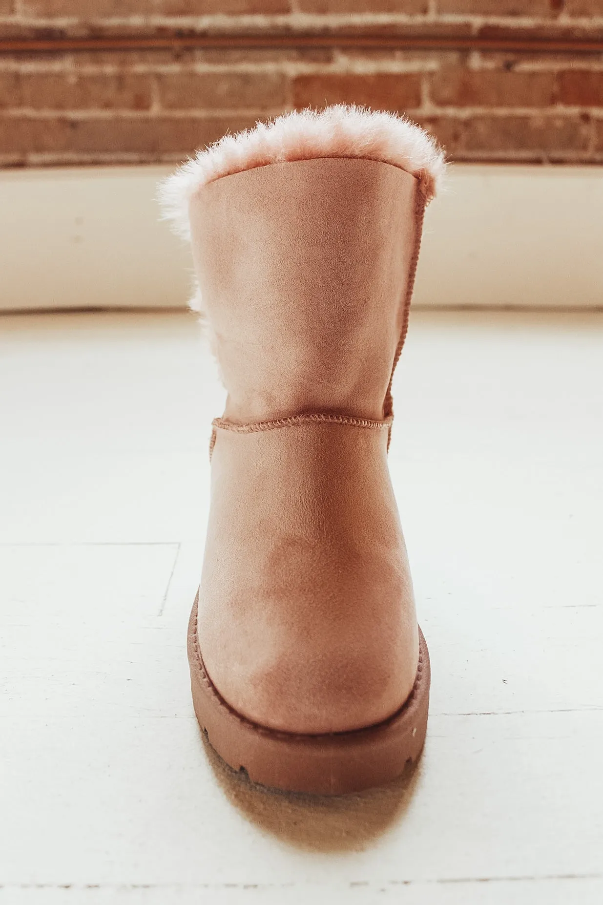 Fur Lined Shorty Boot - Desert Rose