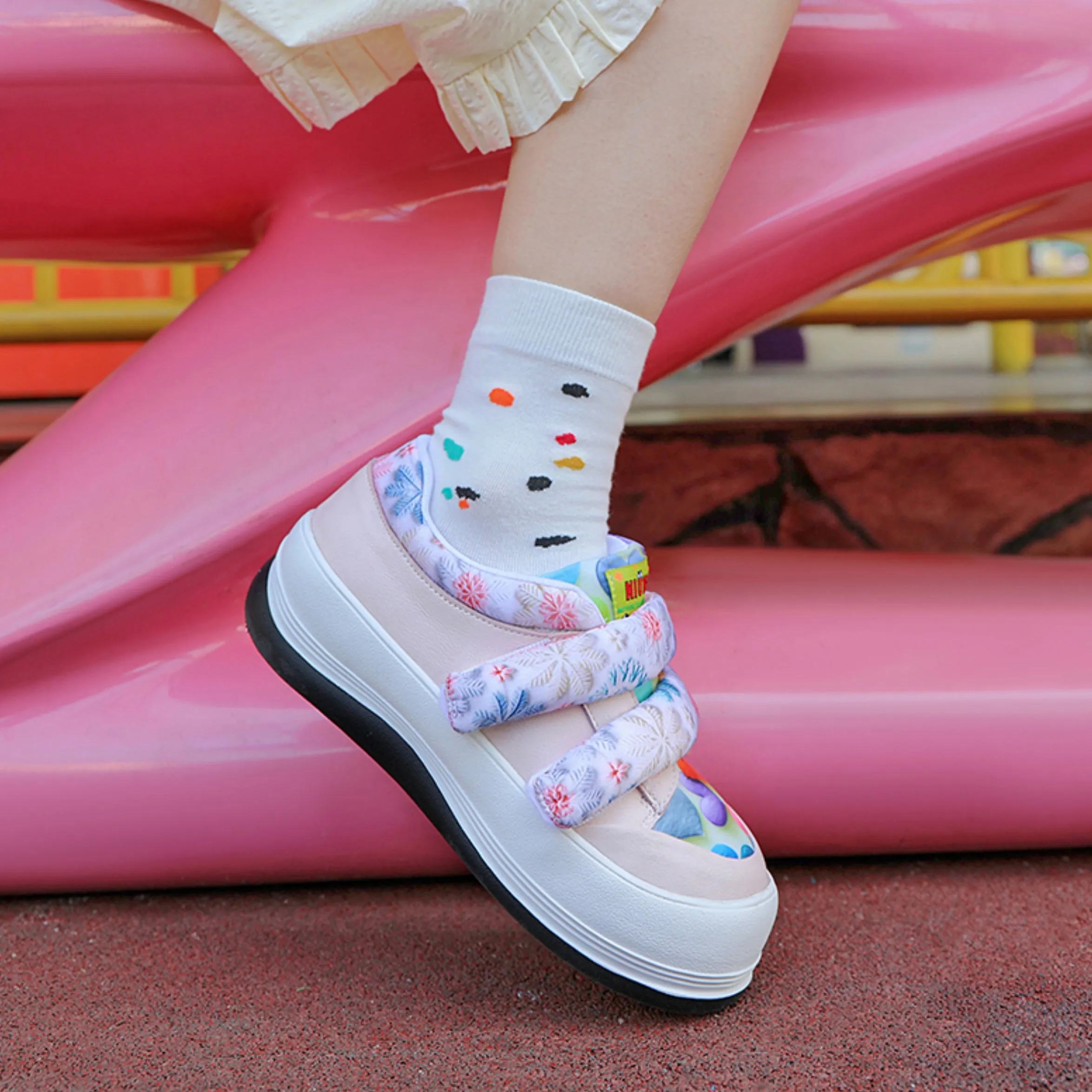 Heart Pattern Round-Toe Flats